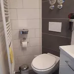 Kurpension Messmer بيت ضيافة Tengen